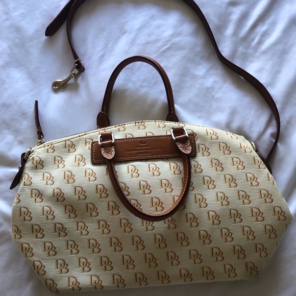 Dooney & Bourke Handbags - Dooney & Burke Canvas Tote